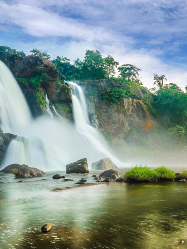 190410094953-india-waterfalls-athirappalli-waterfalls