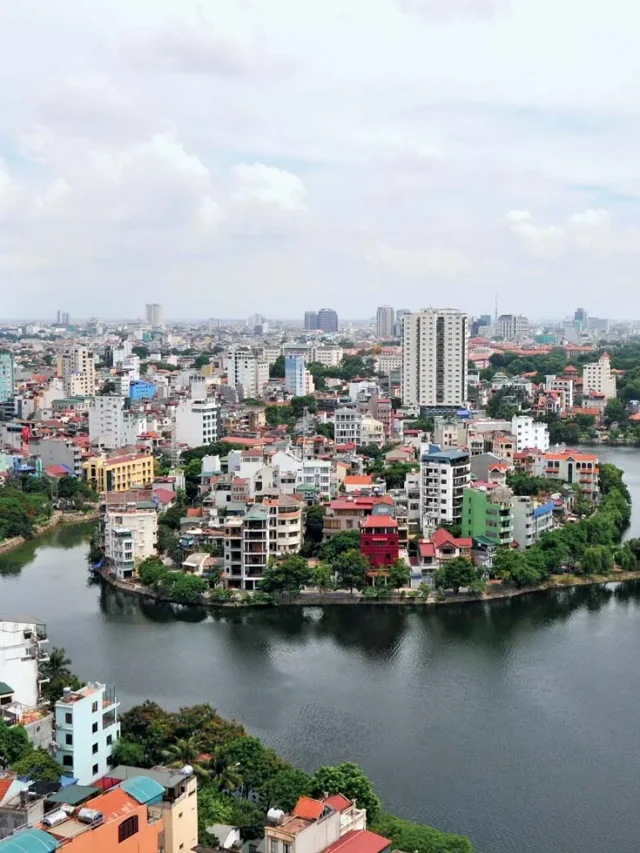 Red-River-Hanoi-Vietnam