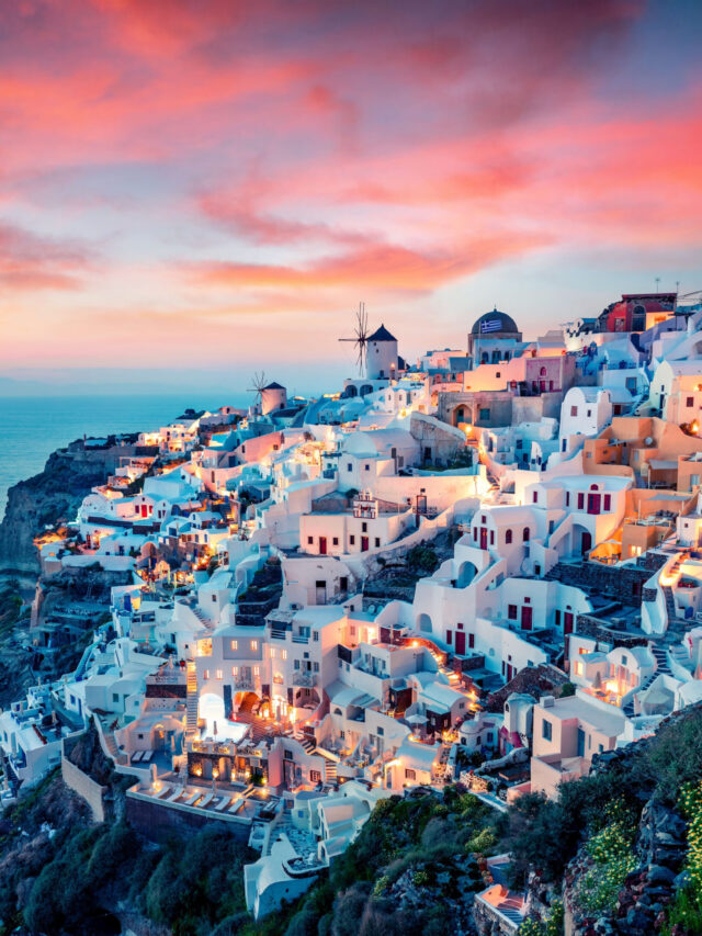 The-Best-Time-to-Visit-Greece-–-A-Seasonal-Guide